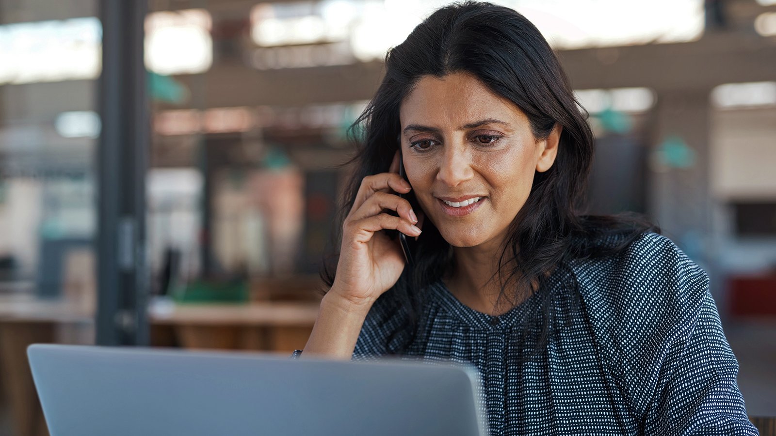 10 Best Skills an Administrative Assistant Must Have In 2025